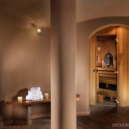 Grand Europa - Since 1869 호텔 4*