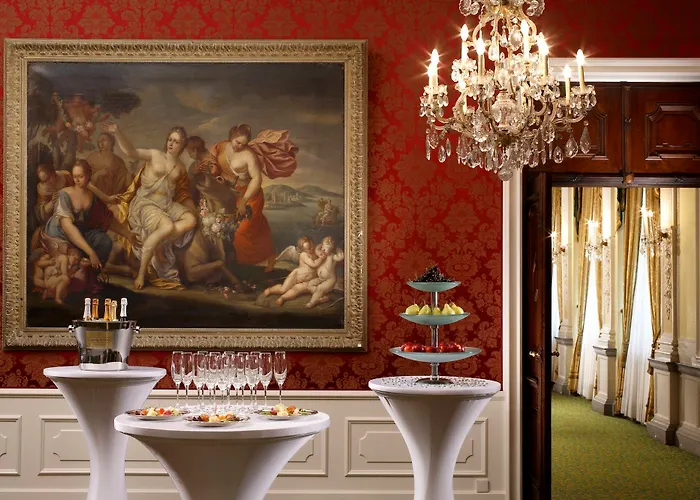 Otel Grand Europa - Since 1869 5*