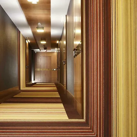 Grand Europa - Since 1869 Otel